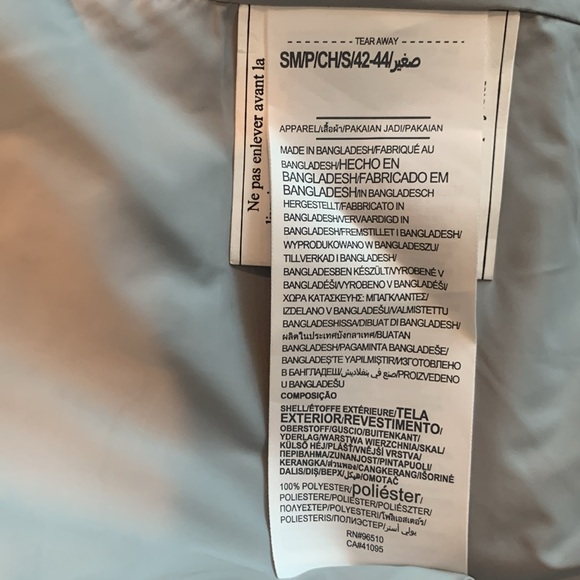 UNDER ARMOUR Women’s Fitted Puffer Vest - Picture 16 of 16